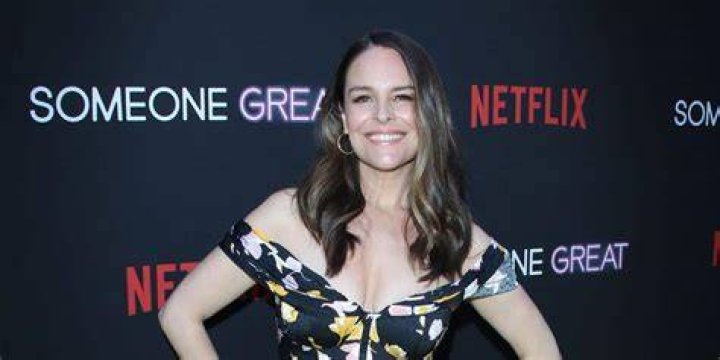 
All About Joe Lewis’ Wife Yara Martinez: Measurements, Eyes, Age 