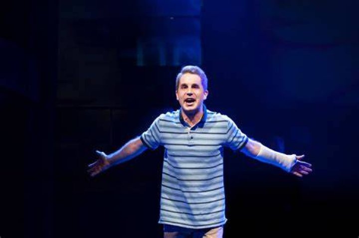 
Ben Platt in Broadway Performance “Dear Evan Hansen”. His Wiki, Net Worth, Grammy, Family. Is He Gay? 