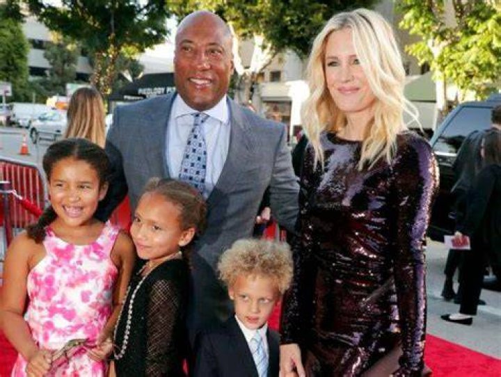 Byron Allen Height, Weight, Net Worth, Age, Birthday, Wikipedia, Who, Nationality, Biography