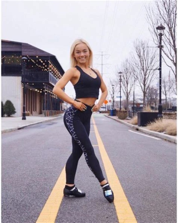 
Cassidy Hall Height, Weight, Net Worth, Age, Birthday, Wikipedia, Who, Nationality, Biography 