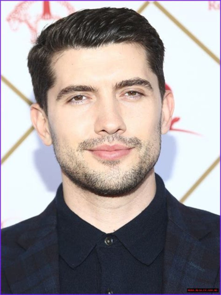 Collin Carter Height, Weight, Net Worth, Age, Birthday, Wikipedia, Who, Nationality, Biography