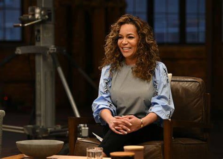 
Fans Wonder If Sunny Hostin Is Pregnant Or It’s Just Weight Gain 