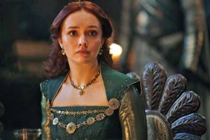
House Of Dragons Cast Olivia Cooke’s Popularity As Alicent Hightower Has Made Her Parents Proud 