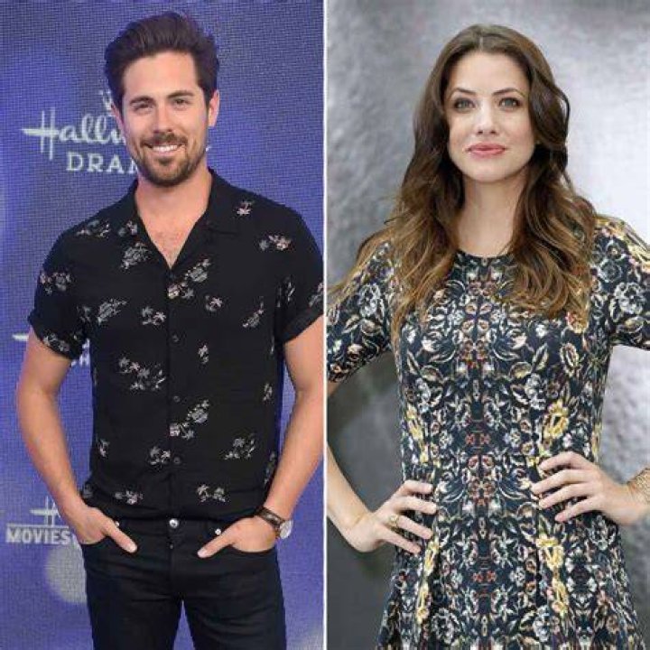 Is Chris Mcnally Married Julie Gonzalo? Dating History And Relationship Timeline