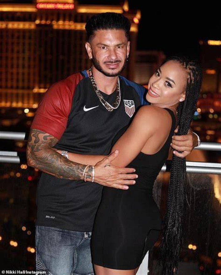 Is Pauly D Still Dating Nikki Hall? Relationship & Career Explore