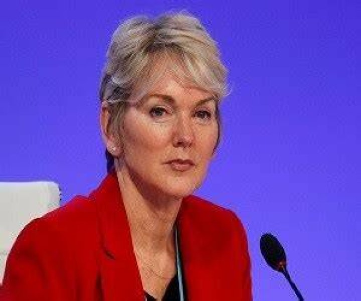 Jennifer Granholm Height, Weight, Net Worth, Age, Birthday, Wikipedia, Who, Nationality, Biography