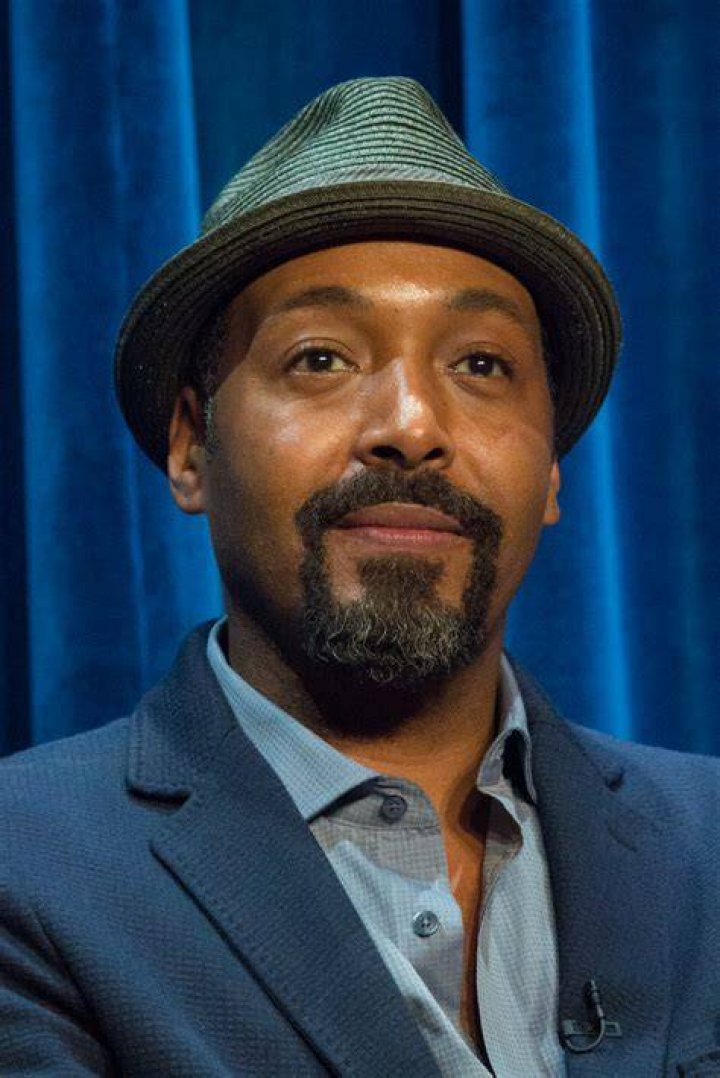 
Jesse L. Martin’s Dating Controversies. 
