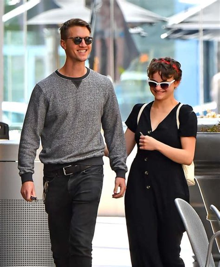
Joey King Is Engaged To Steven Piet 