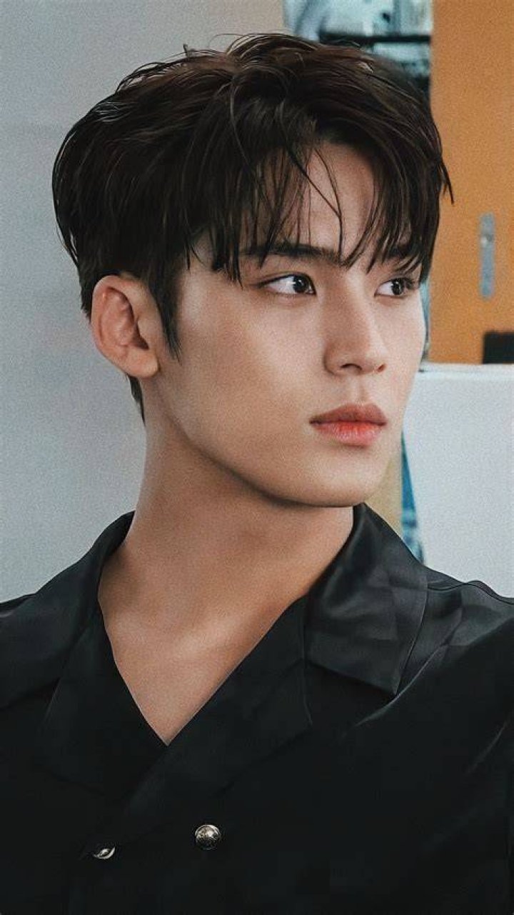 
Kim Min-gyu Is Going To Organize His First Fan Meet Up In Thailand 