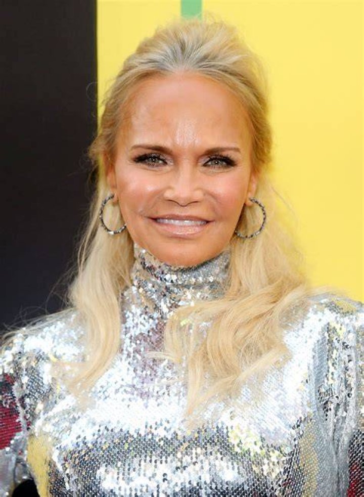 Kristin Chenoweth Age, Birthday, Wikipedia, Who, Nationality, Biography