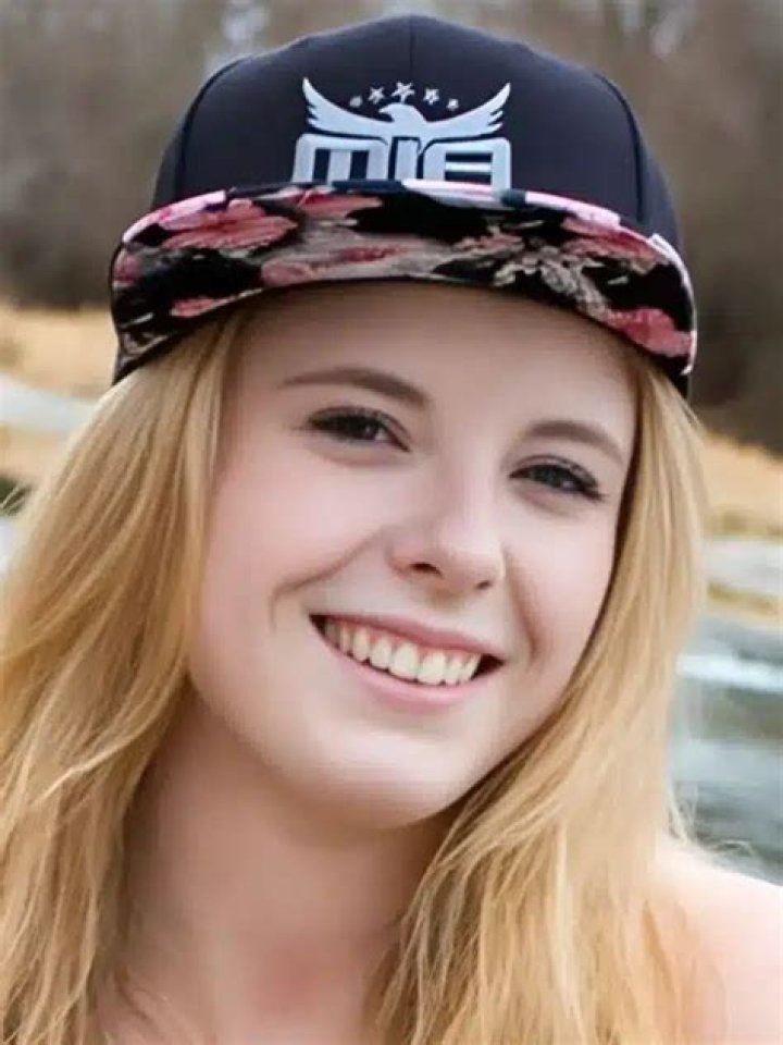 
Mia Shpirer Height, Weight, Net Worth, Age, Wiki, Who, Instagram, Biography 