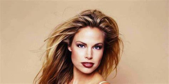 Naked Truth About Brooke Burns: Net Worth, Husband, Children