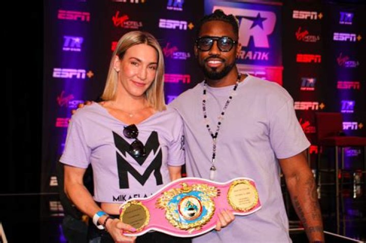 NFL Punter Marquette King Is Dating Boxer Girlfriend Mikaela Mayer