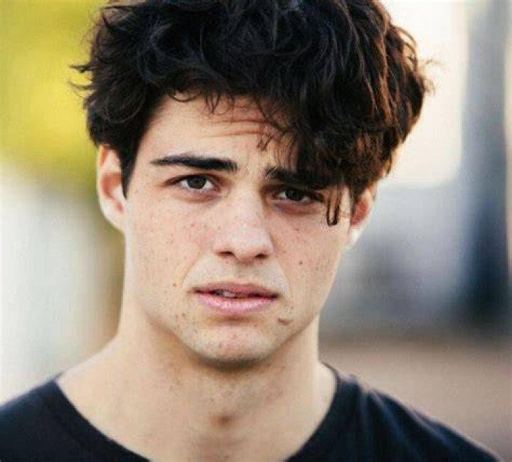 Noah Centineo Height, Age, Boyfriend, Biography, Wiki, Net Worth