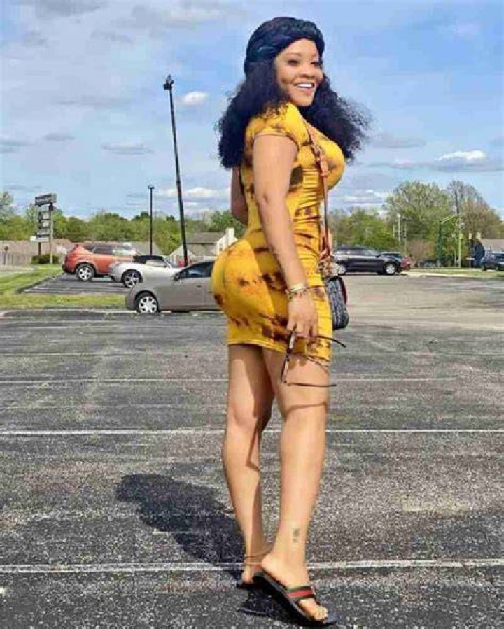 
Reactions As Popular Nollywood Star, Temitope Solaja Shares New Lovely Pictures Online 
