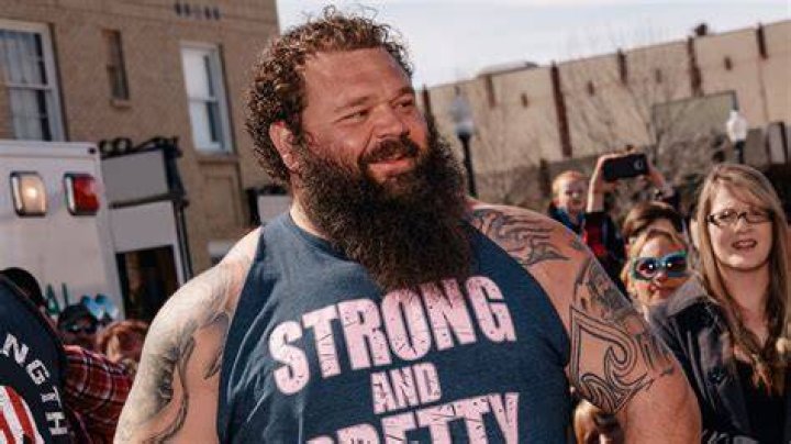 
Robert Oberst’s Dating Status: Robert Oberst’s Previous Relationship 