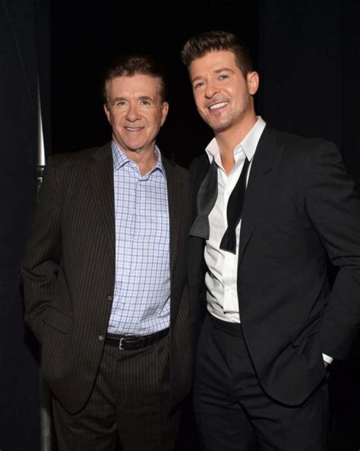 
Robin Thicke Shares Throwback Photo with Late Father Alan Thicke: ‘Missing My Pops Today’ 