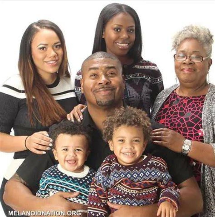 
Tariq Nasheed Is an Adorable Husband and Father – Meet His Wife and Kids 