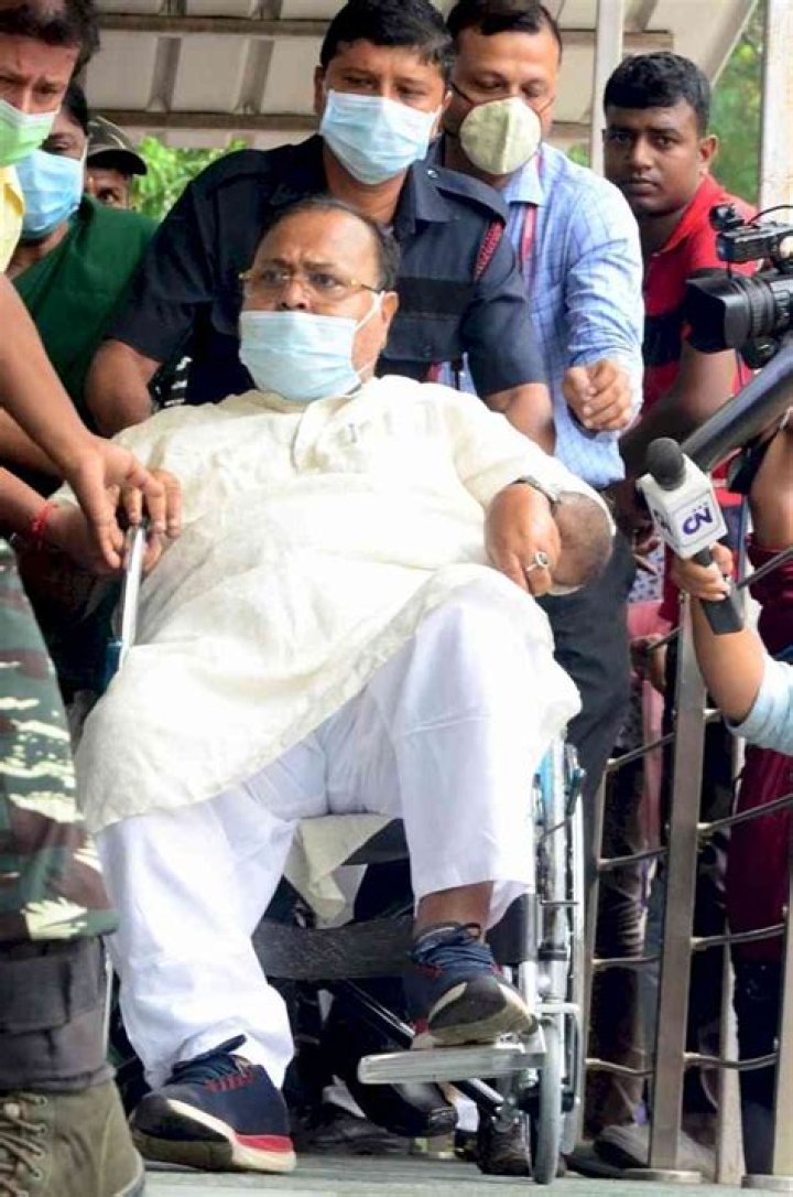 
WBSSC scam: Partha Chatterjee’s son-in-law facing marathon ED questioning 