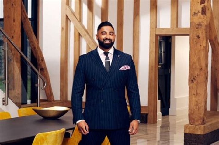 
Who Is Brett Graham From Mega Mansion Hunters? Meet The Real Estate Agent Of Tyron Ash On Instagram 