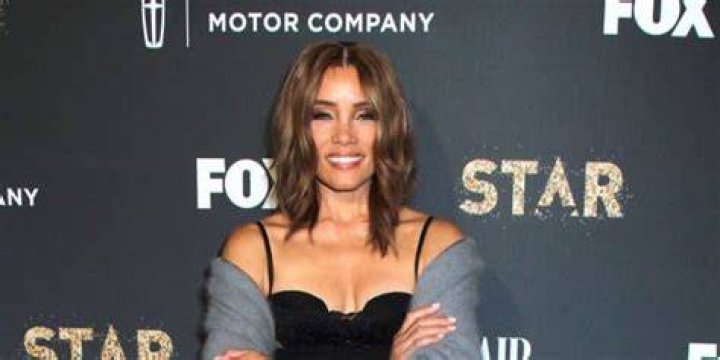 Who is Michael Michele dating now? Parents, Net Worth, Son